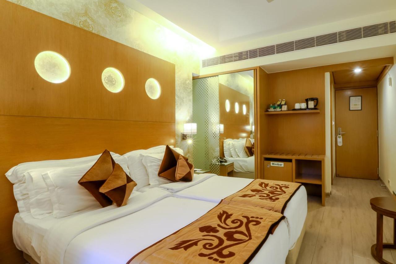 Hotel Salida Del Sol à Panaji Extérieur photo